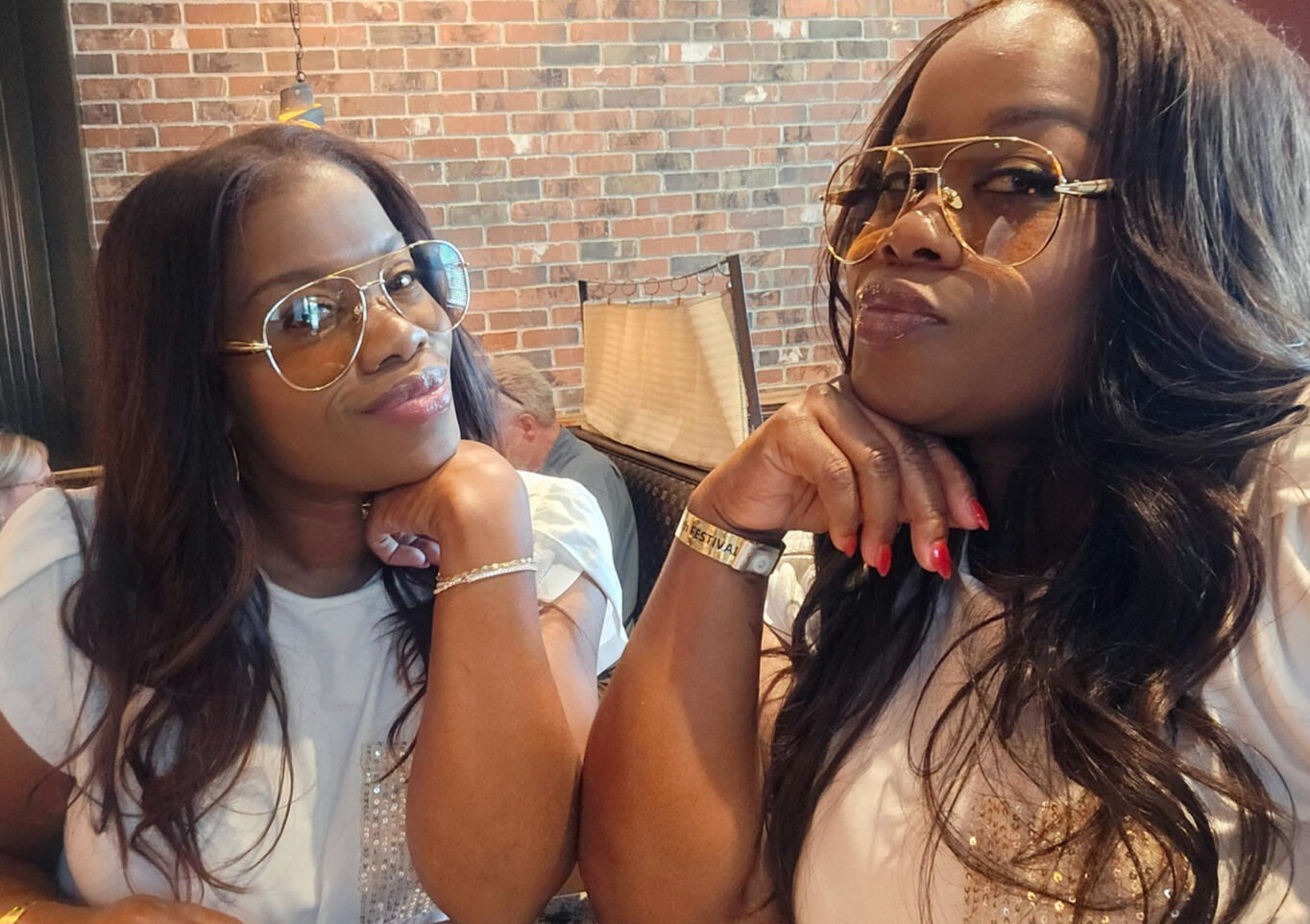 Vanessa & Lynne